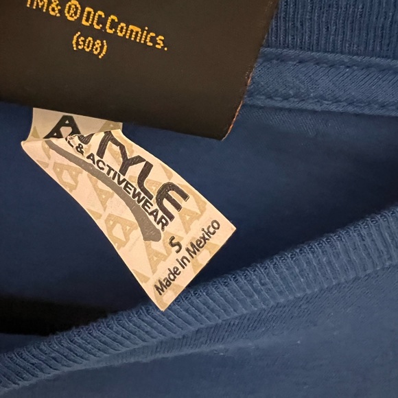 DC Superman t-shirt - Picture 3 of 3